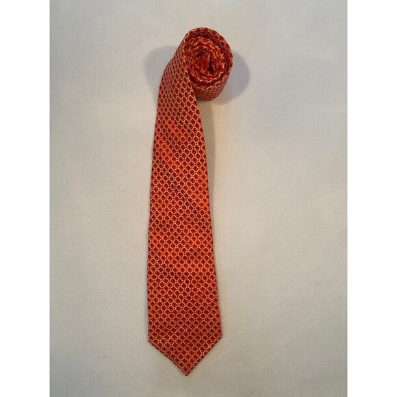 Hugo Boss 100% Silk Hand Made Men's Necktie Red Geometric Shape  ‼️MINT‼️ - Picture 1 of 4